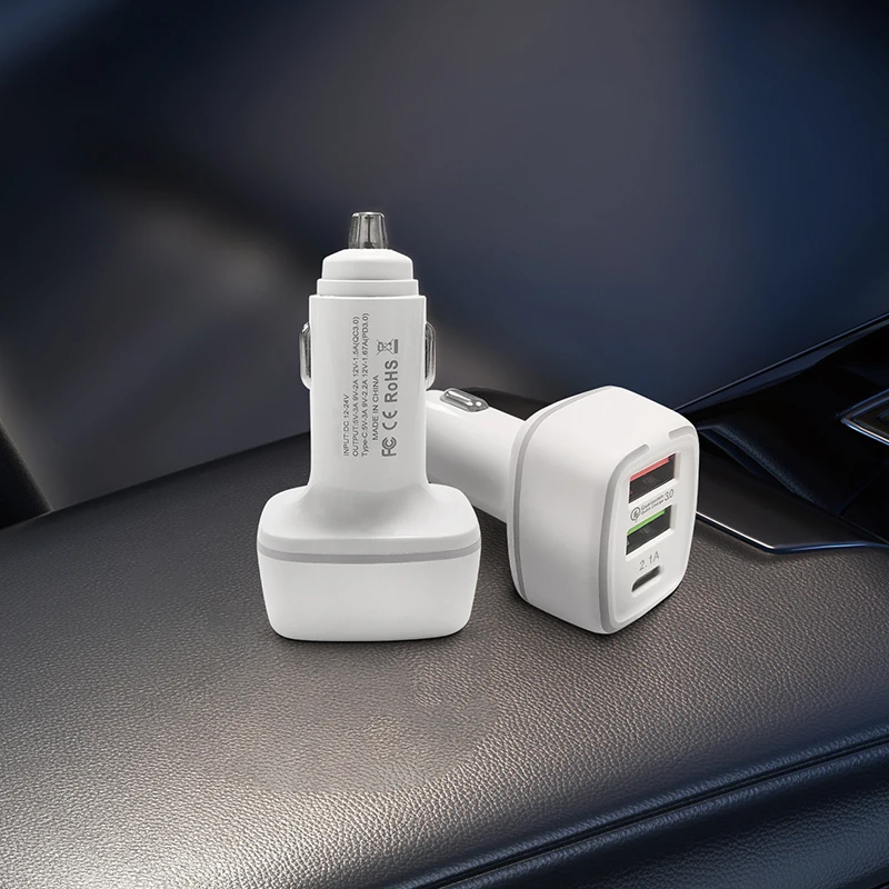 Type-C 32W Quick Charging Car Charger With Led Ring Lighter For Ios/Android Pd20W /2.4A Cell Phone Car Charger