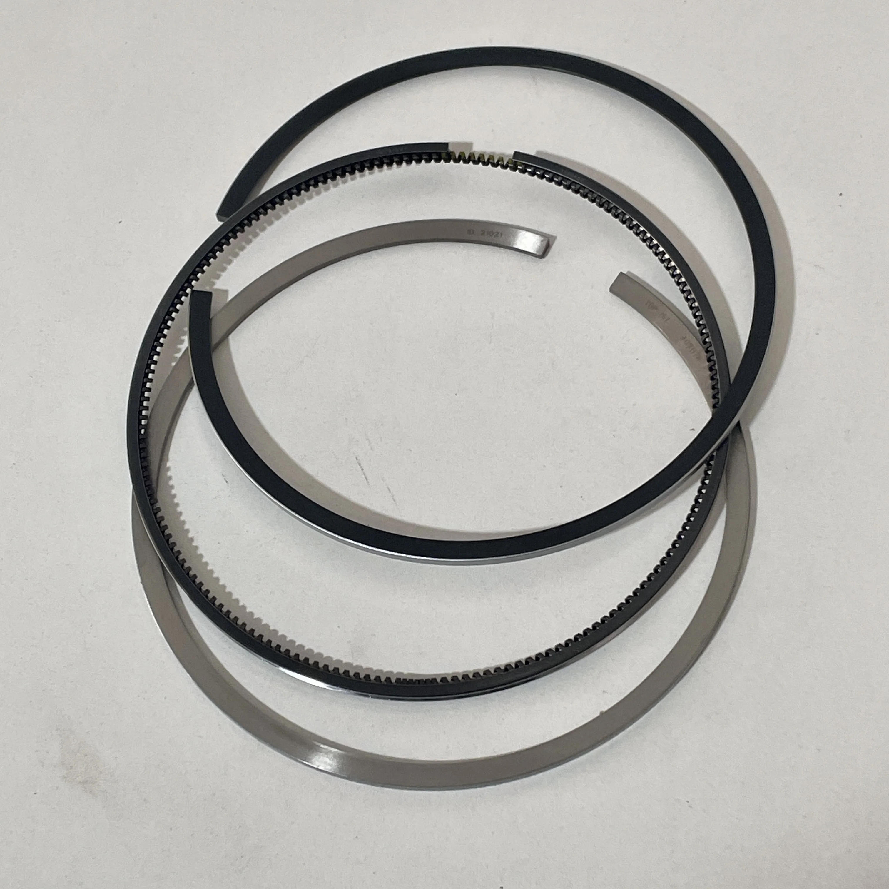 Original CUMMINS 4089500 New For Diesel Engine  Cummins M11 4089500 Piston Rings Set
