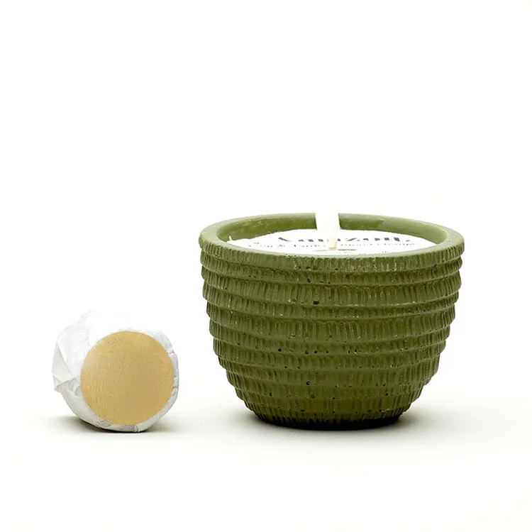 Hot sale matte embossed scented candle gift home decor ceramic candle container cement wholesale candle vessels