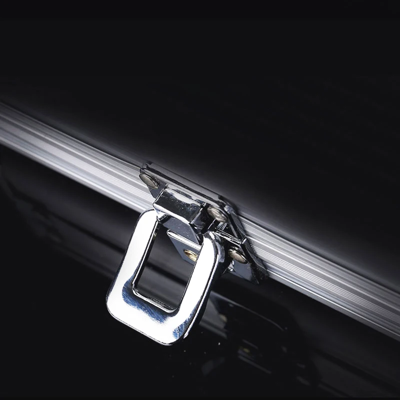 300pcs Poker Chips Wholesale Aluminum case for Poker Chips Set and 2 Decks of Poker Cards