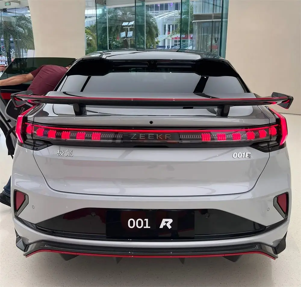 2023 год новинка карбоновая крыша автомобиля 4 двигателя 1265ps zeekr 001 fr Электромобиль депозит