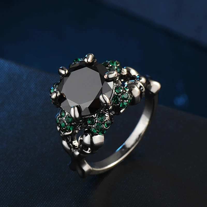 
European And American Princess Diamond Ring Domineering Skull Punk Black Gemstone Black Gold Ring 