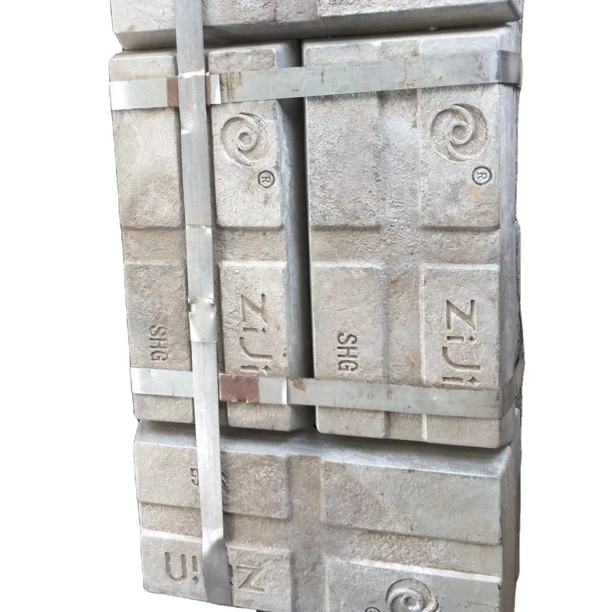 Zinc ingots metal ingots blanks for the production of products from zinc-containing metals
