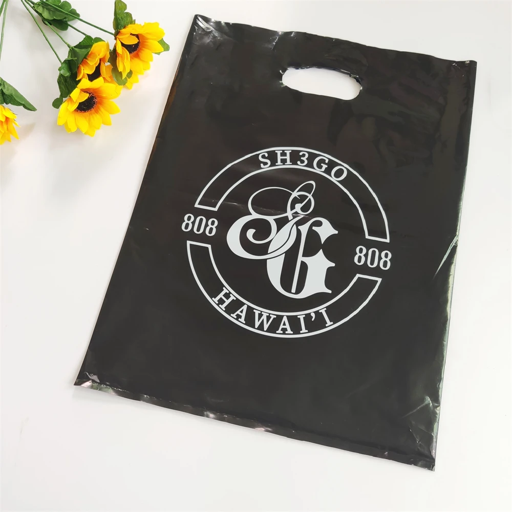 Custom Printed Logo Design PE Handle Plastic Bag Die Cut Bag Carry Poly Shopping Bag For Clothing/Shoe Packaging