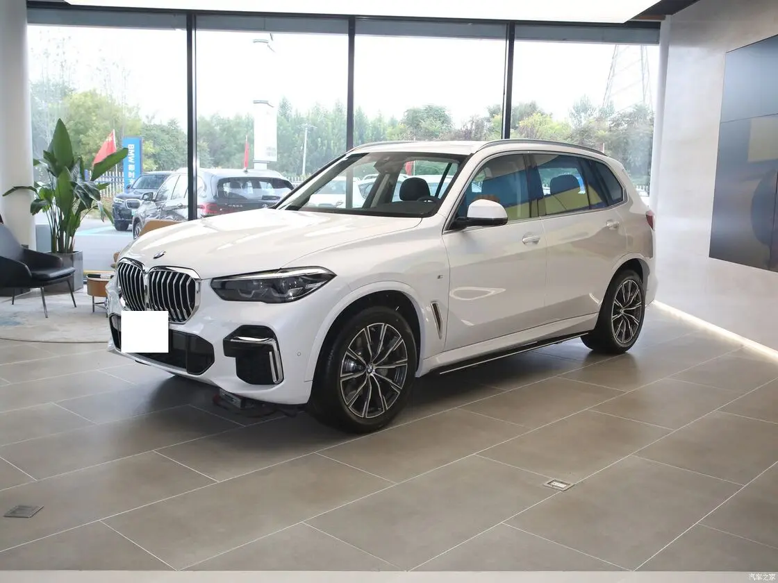 In Stock bmws x5 5-Door 5-Seat Sports X-Drive 30Li 40Li 2024 Gasoline 48v hybrid car Luxury SUV bmws X5 Car 2024