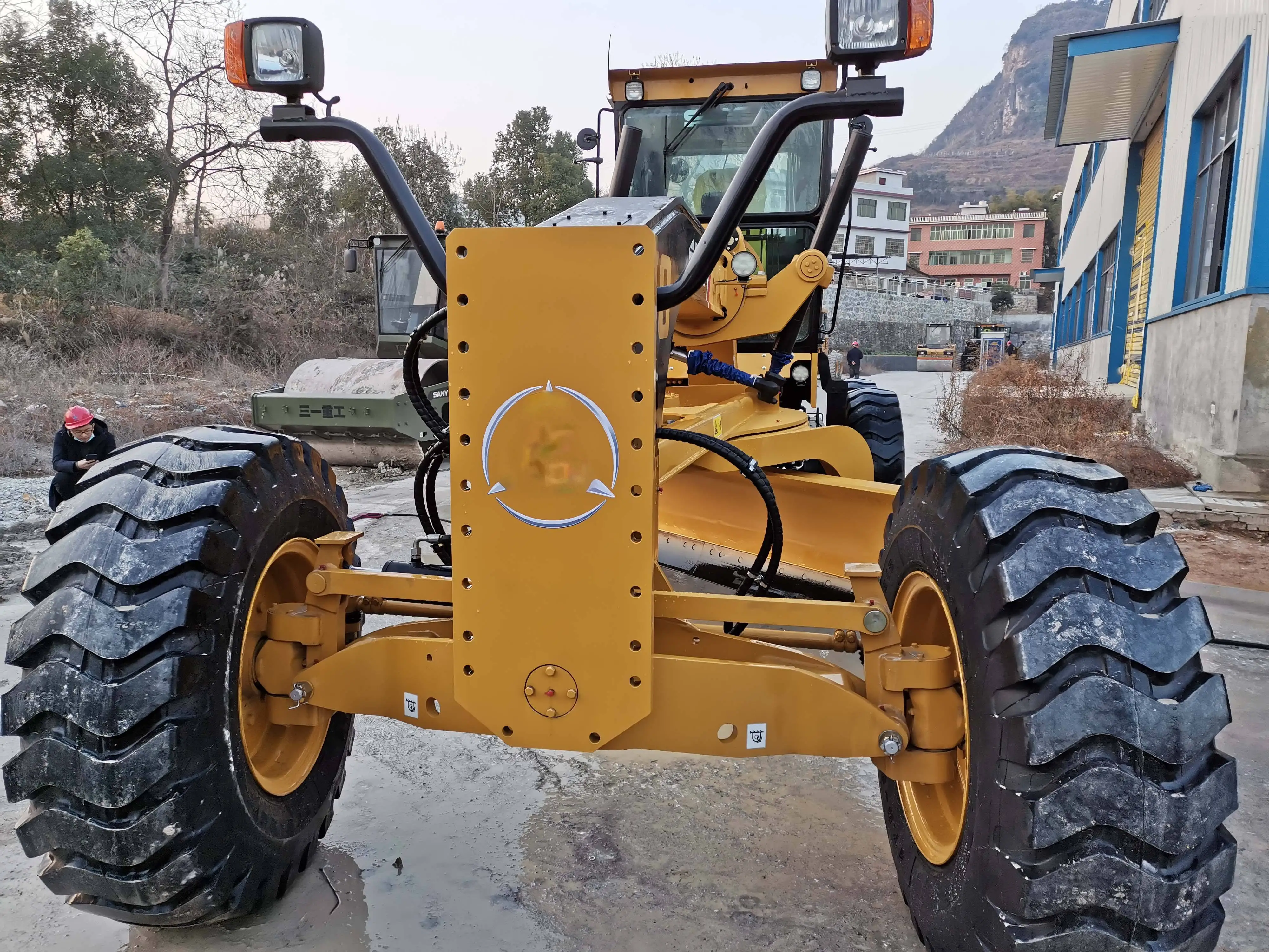 Абсолютно Новый 170HP 190hp автогрейдер STG170C-8 Stg190C-8 с передним лезвия и задний