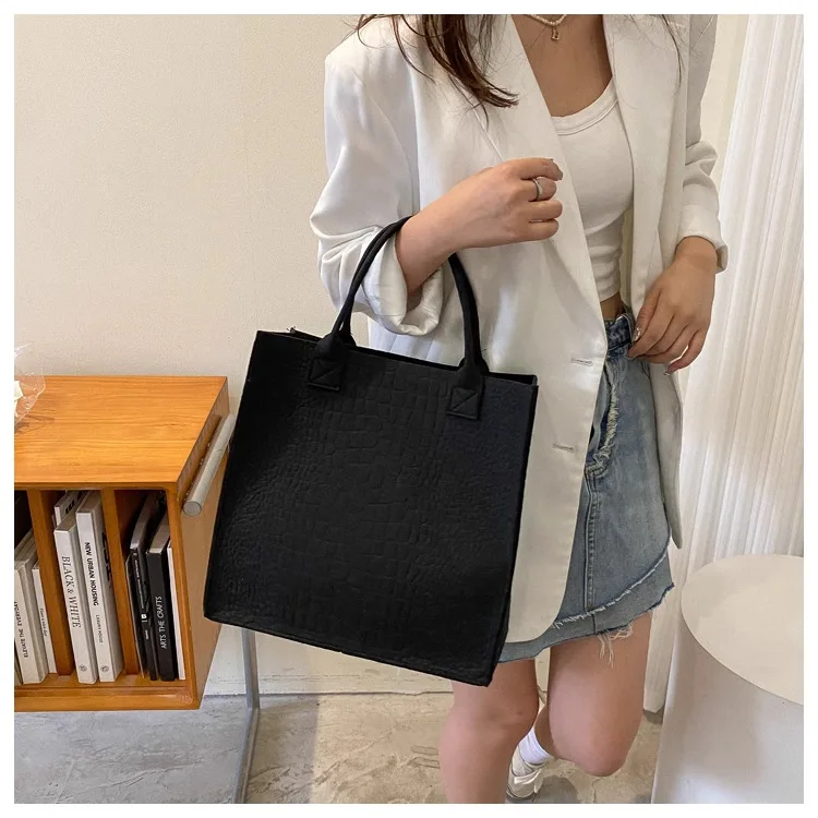 Fashion Crocodile Pattern Vintage Casual Shoulder Bag Business Office Large Capacity Shopping Tote Bag Portable Felt Bag