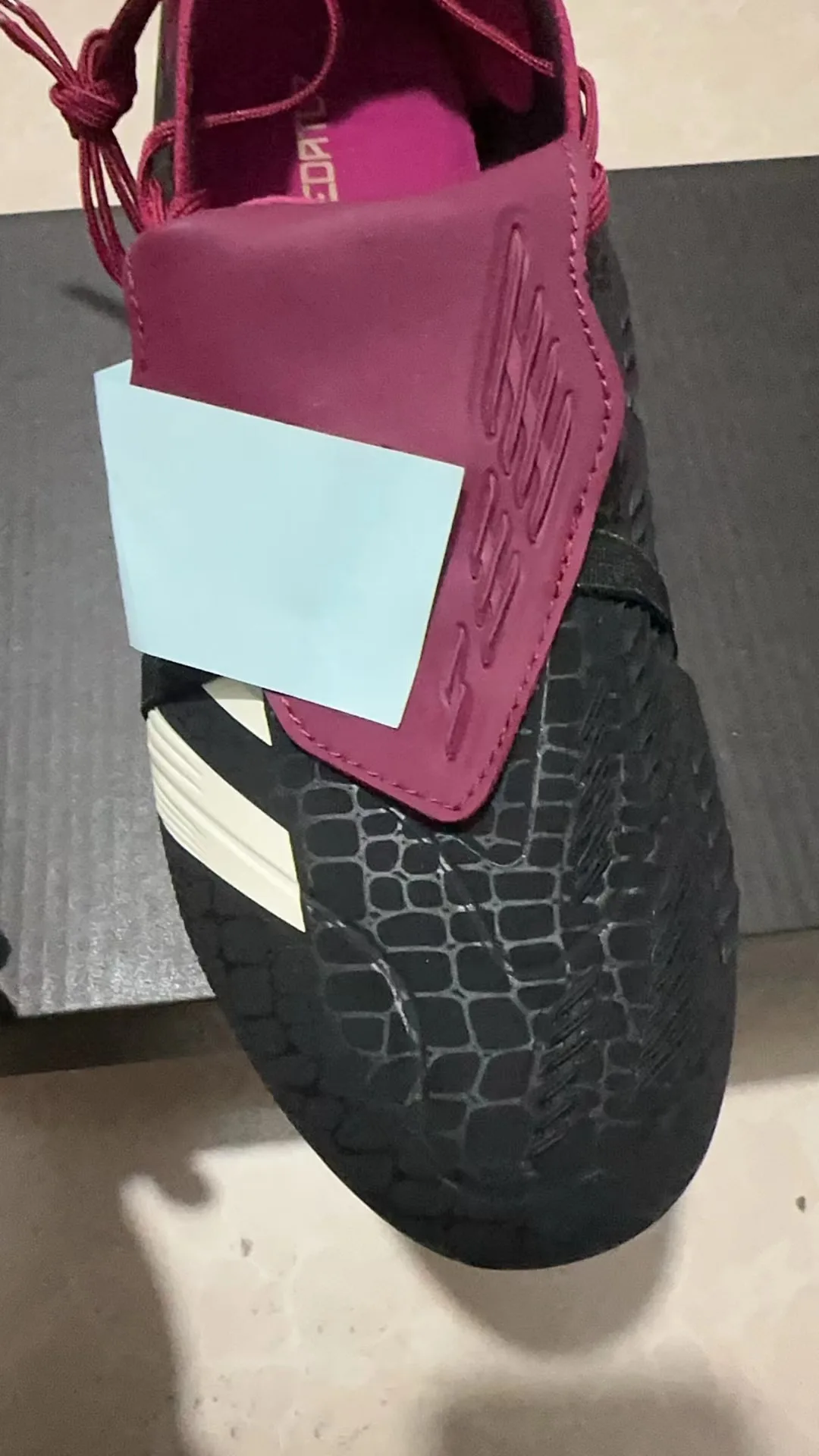 2024 factory new brand mens boots predator accuracy+ FG soccer shoes football cleats cheap top quality football soccer shoes