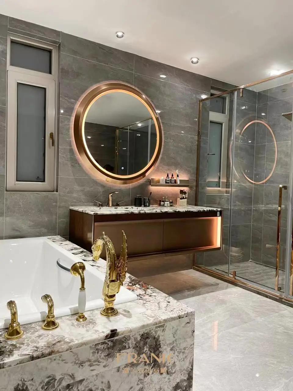 All new design dancing lights series luxurious modern floor mounted vanities luxury bathroom vanity cabinet with solid oak wood