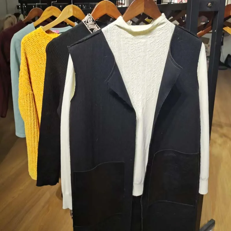Men women italian second-hand clothes wholesale export used in bales