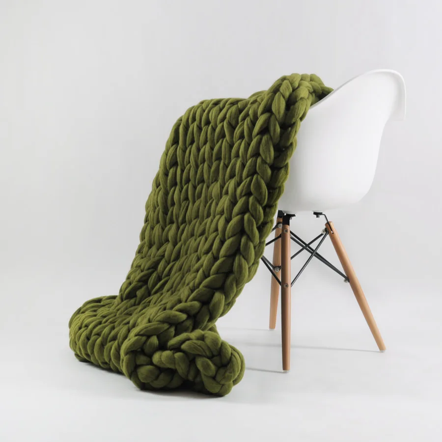 Wearable Tightly Woven Chenille Yarn Suitable for Sofas, beds, Gifts and Home Decoration Knitted Weighted Blanket