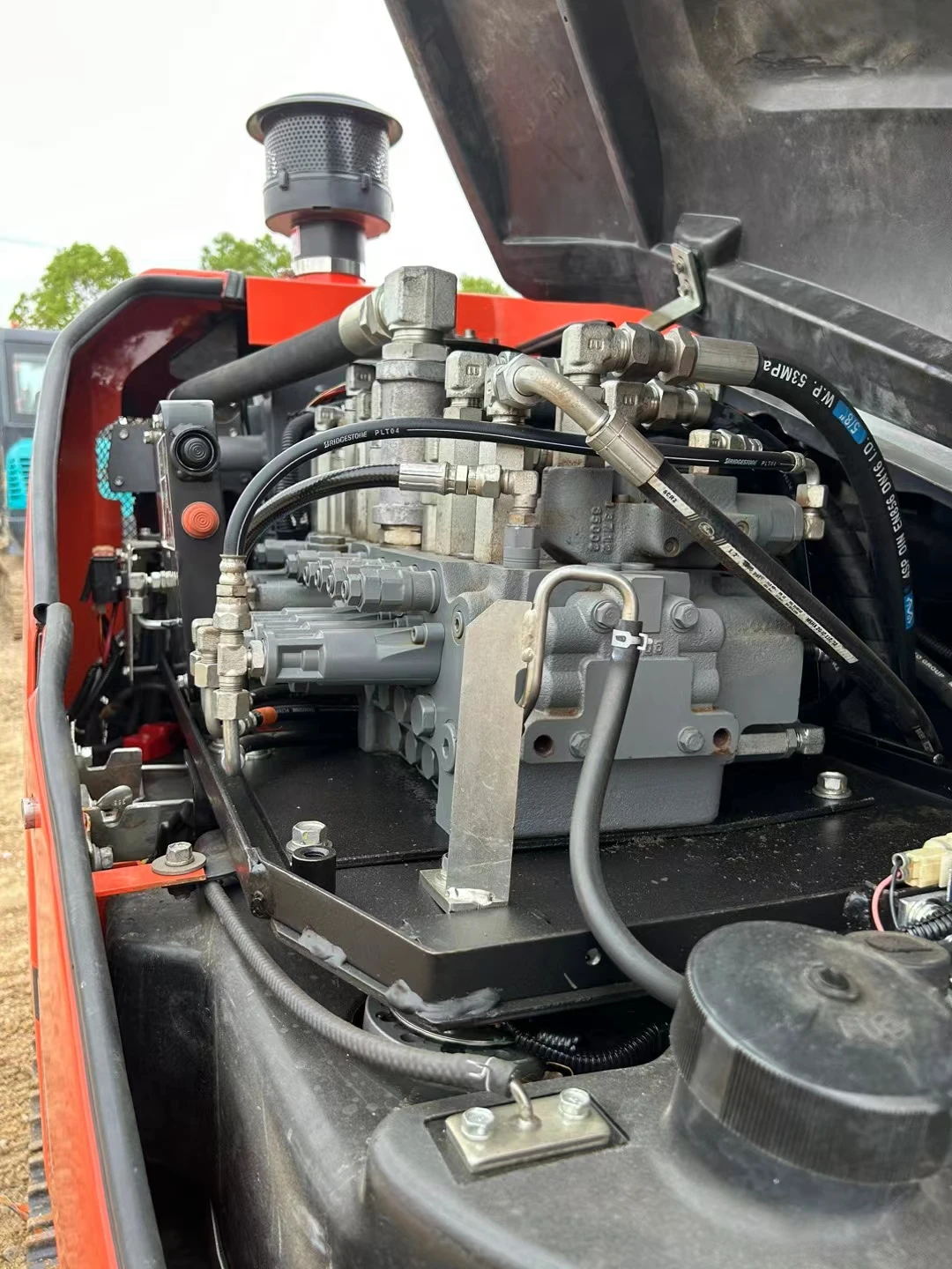 Used original made in Japan KUBOTA KX183-3 excavator with cheap price and spare parts for sale