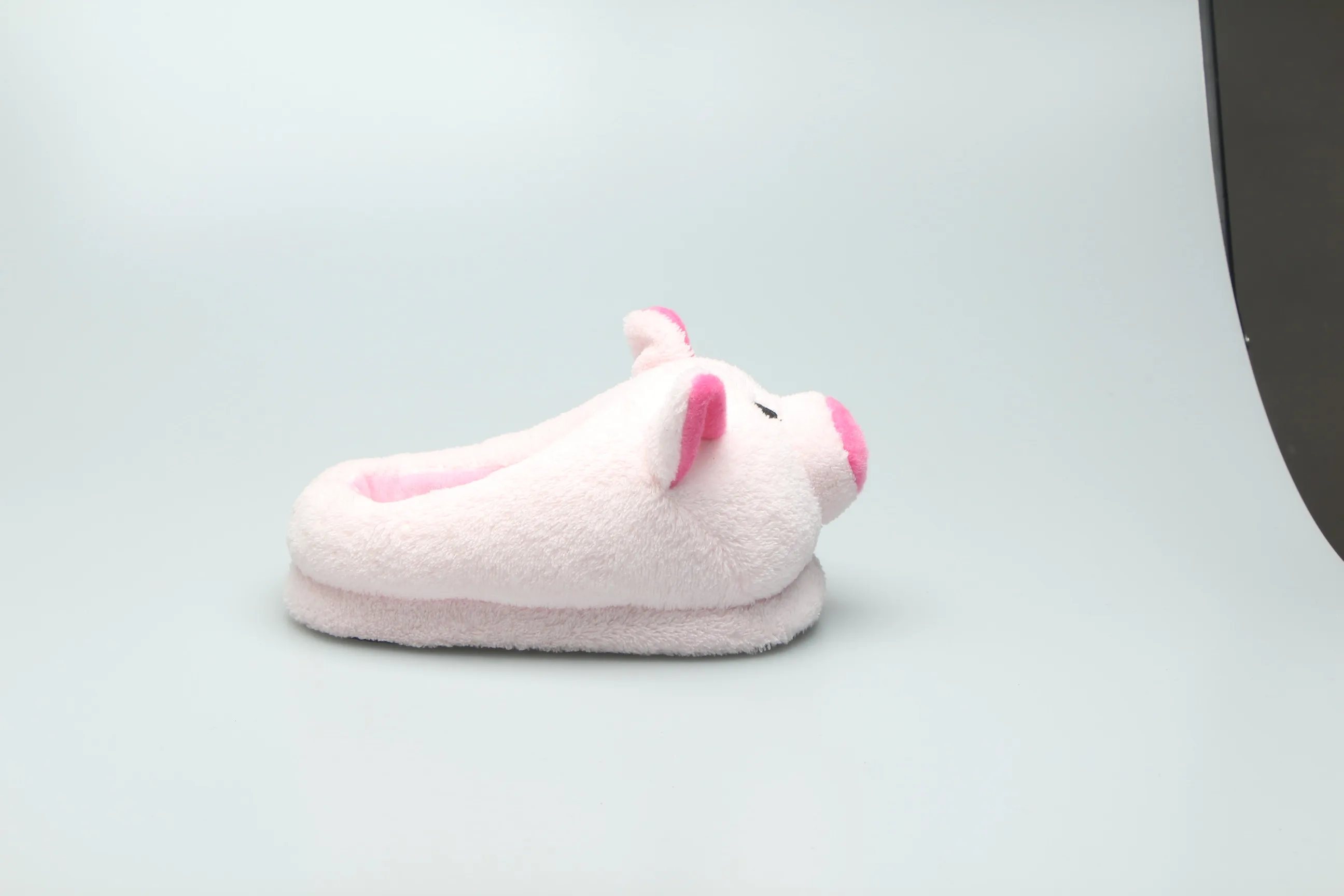 Cute Winter Colorful Shoes Big Fuzzy Slippers Plush Pig Slippers with Fur Soft OEM