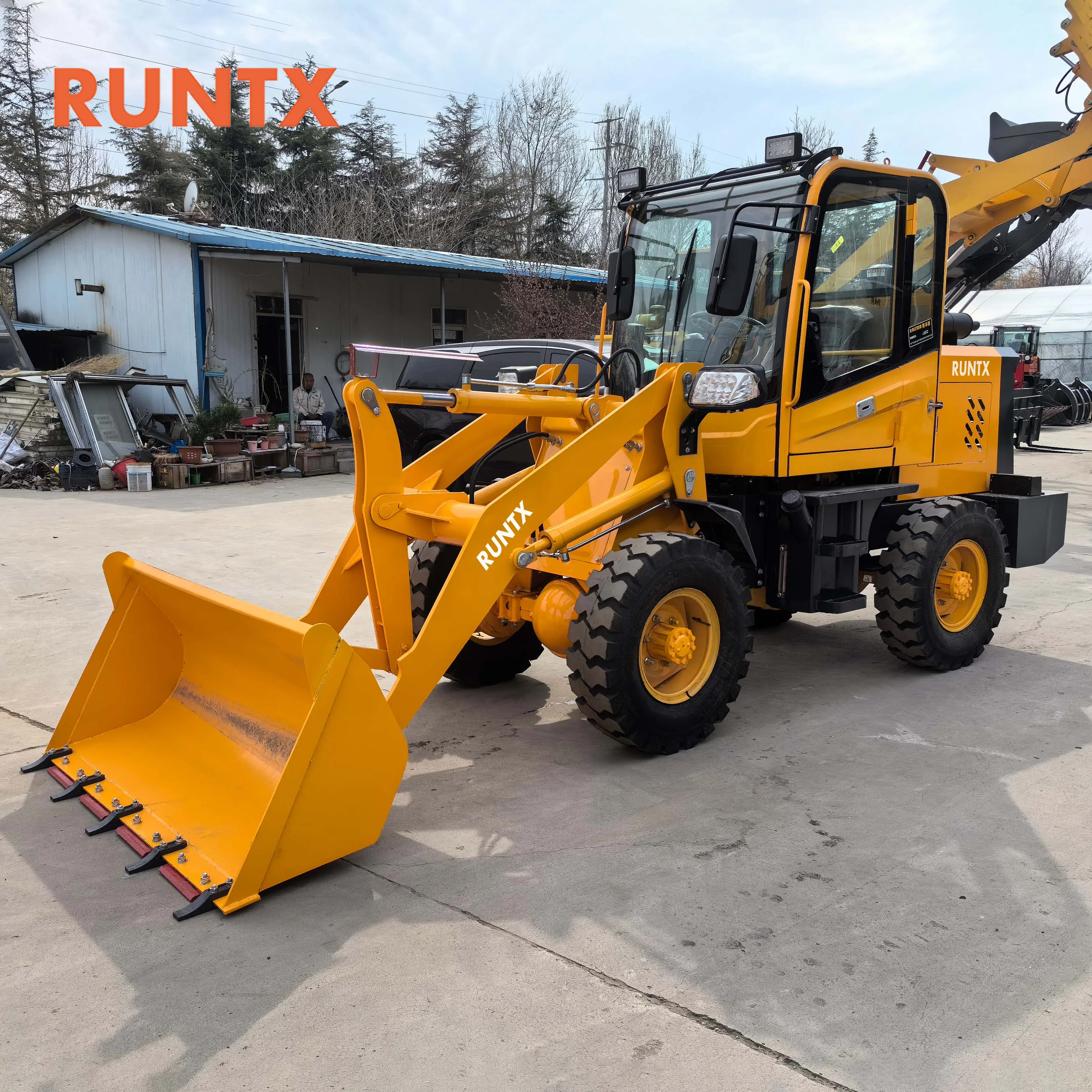 RUNTX 0.8ton 1 ton mini front end loader chaegeuse sur pneus for sale