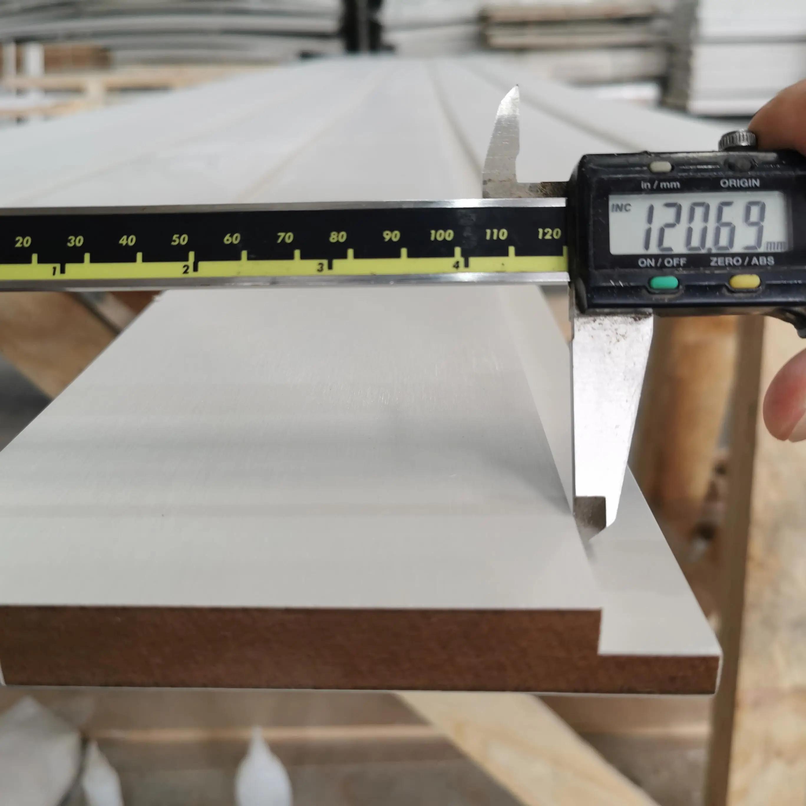 MDF Z Shiplap Hot sale Market Industry Standard Size Bulk Price Wall Panel Shiplap