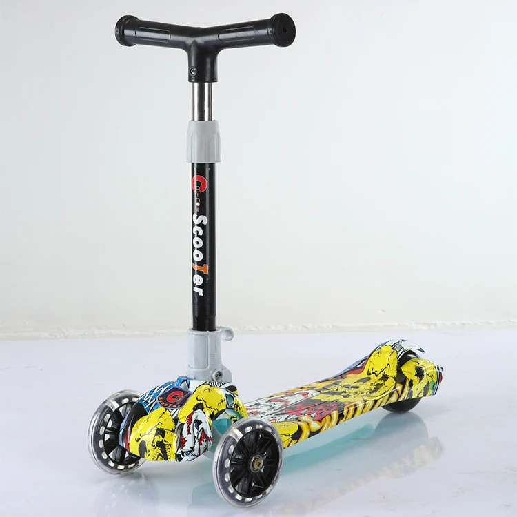 Chinese factory three wheels children riding scooter kids toys with adjustable handlebar for sale