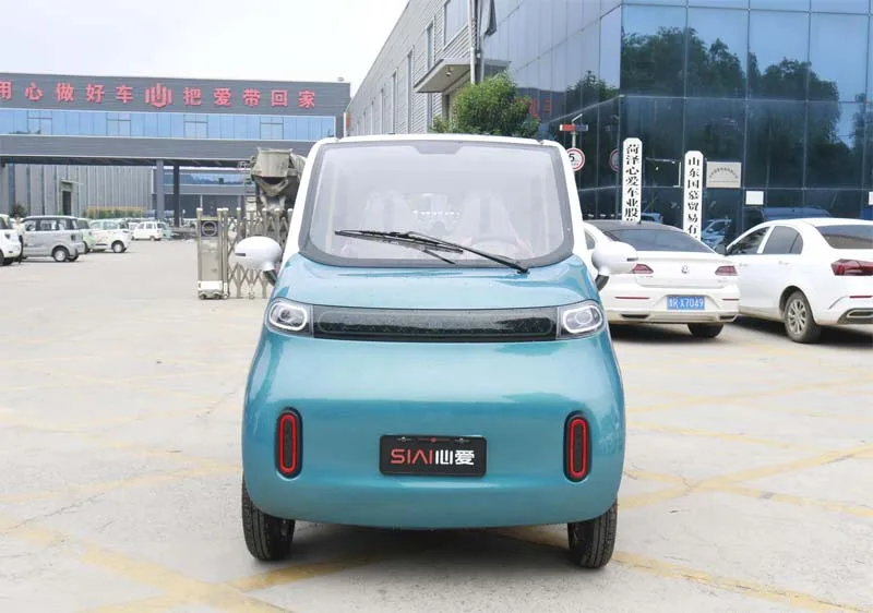 4 Wheel Enclosed Electric Scooter Car / Mini 25 km 1000W Electric Car 60V 2000W 4 Four Wheel Adult Cheap Vehicles