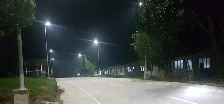 Solar street light 40w.jpg