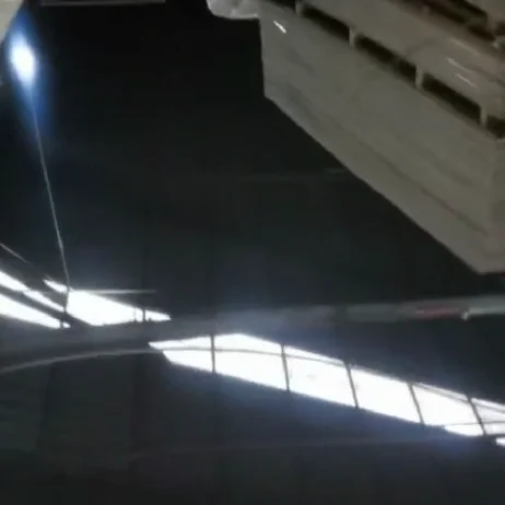 Hot sale 18mm E1 E2 melamine white chipboard/partical board for furniture