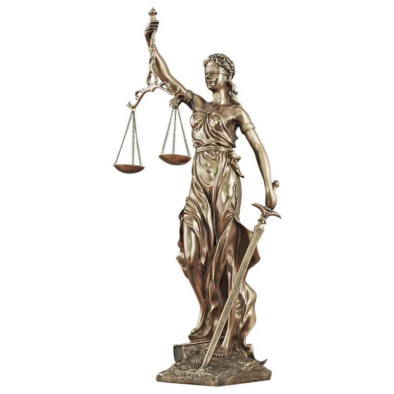 Light luxury goddess of justice statue decoration creative European-style judicial balance law firm office desktop decoration