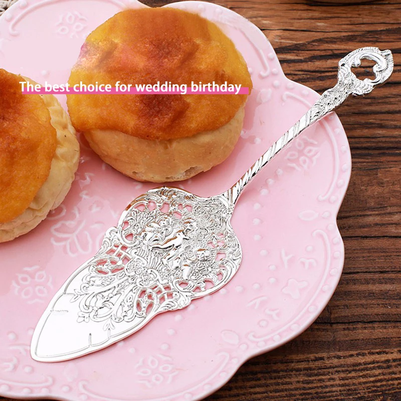 Palace Style Wedding Guest Gifts Tableware silver engrave antique metal cake knife and server set