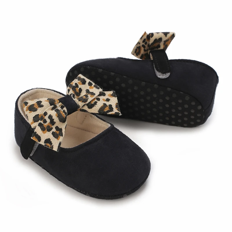 Autumn new fashion white and trendy solid color design leopard print bow girls 0-1 years old flat shoes