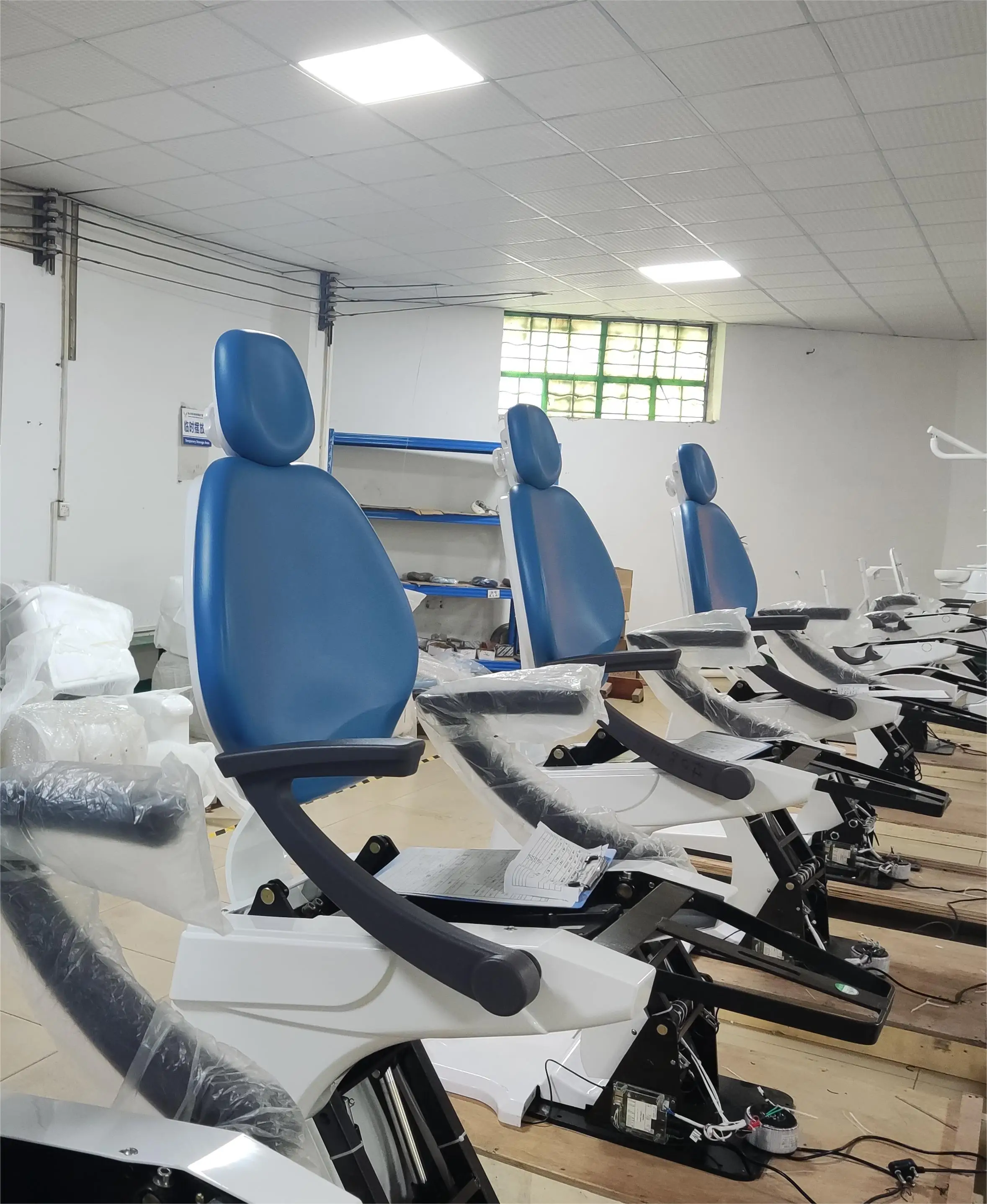 Gladent dental chair unit with D.C. motor