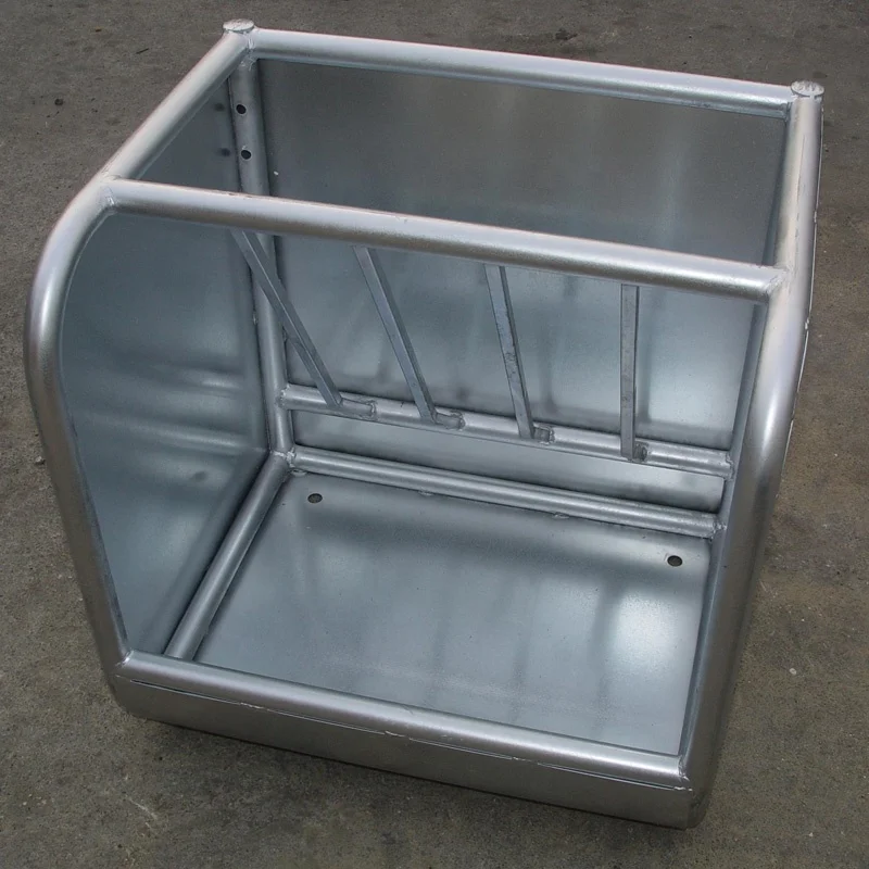 Galvanized Horse Equipment Horse Hay Feeder With Movable Cap