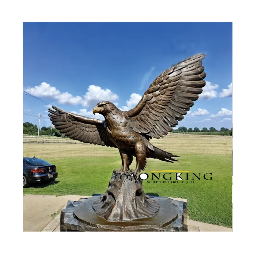 Bronze large Eagle statue for outdoor decor Exquisite Casting Bronze Falcon Sculpture for garden