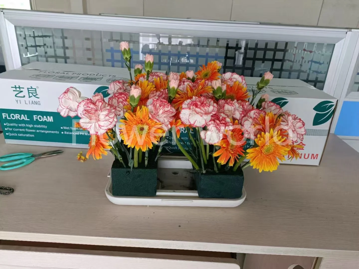 High quality raw material for fresh flower green floral foam flower mud high density flower arrangement mud floral foam