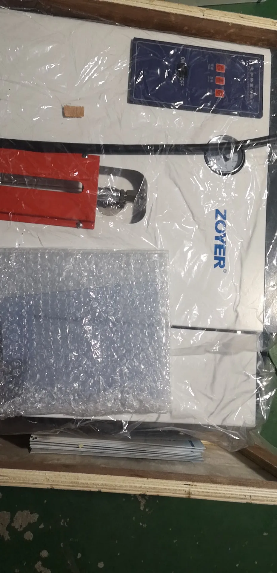 Zoyer ZY-GL304B 3KW с электрическим подогревом паровой