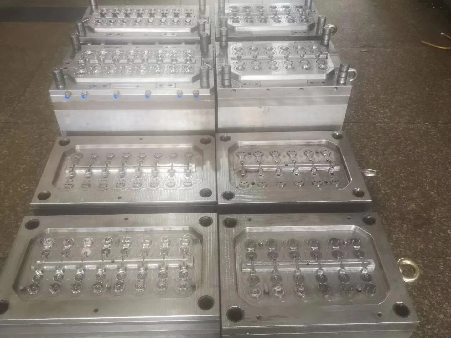 Factory Produce Plastic PE PP PC PET Wide Mouth Cap Mould With Point Gate Hot Runner Auto Demoulding System