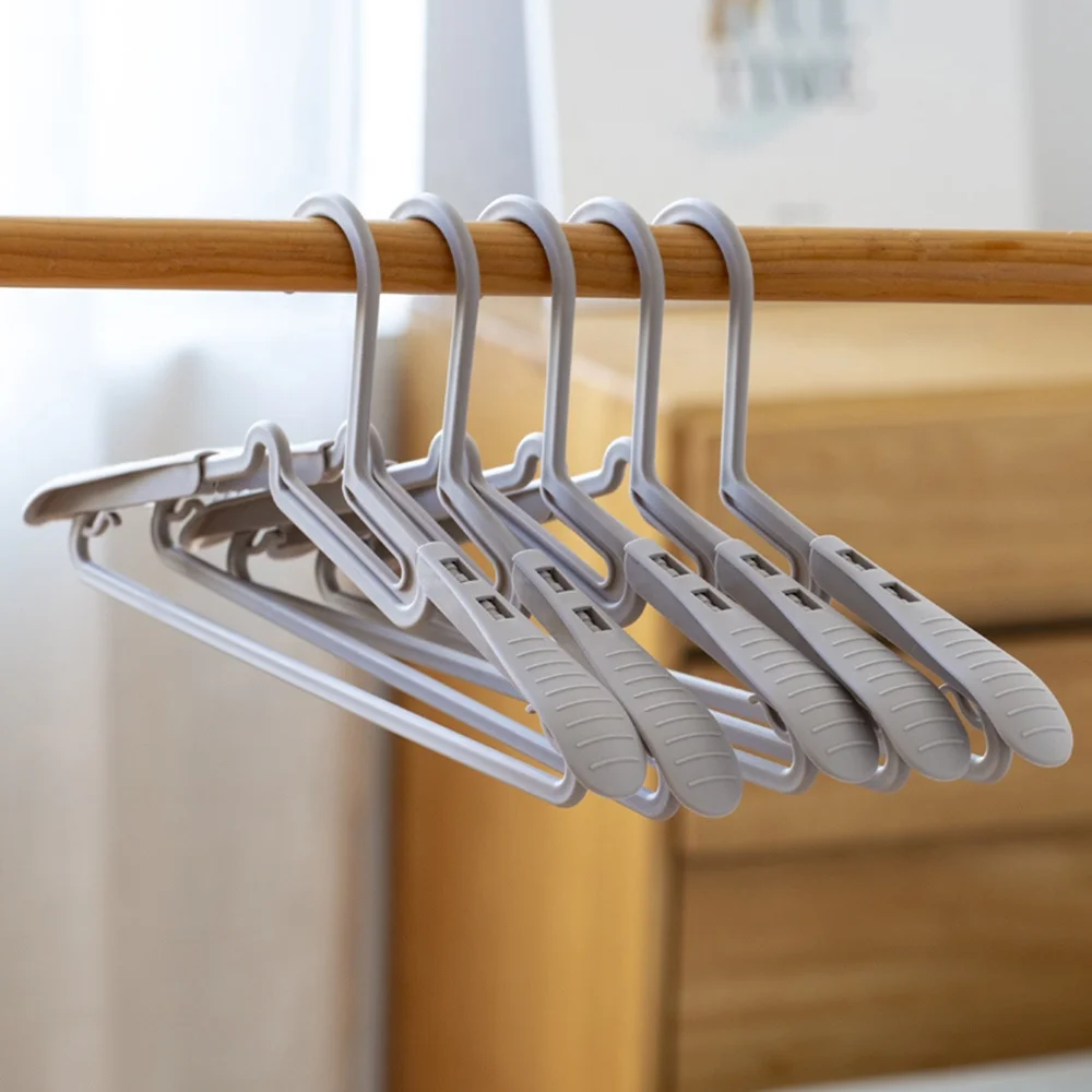 Hot Selling Wholesale High Quality Non Slip Plastic Clothes Hanger