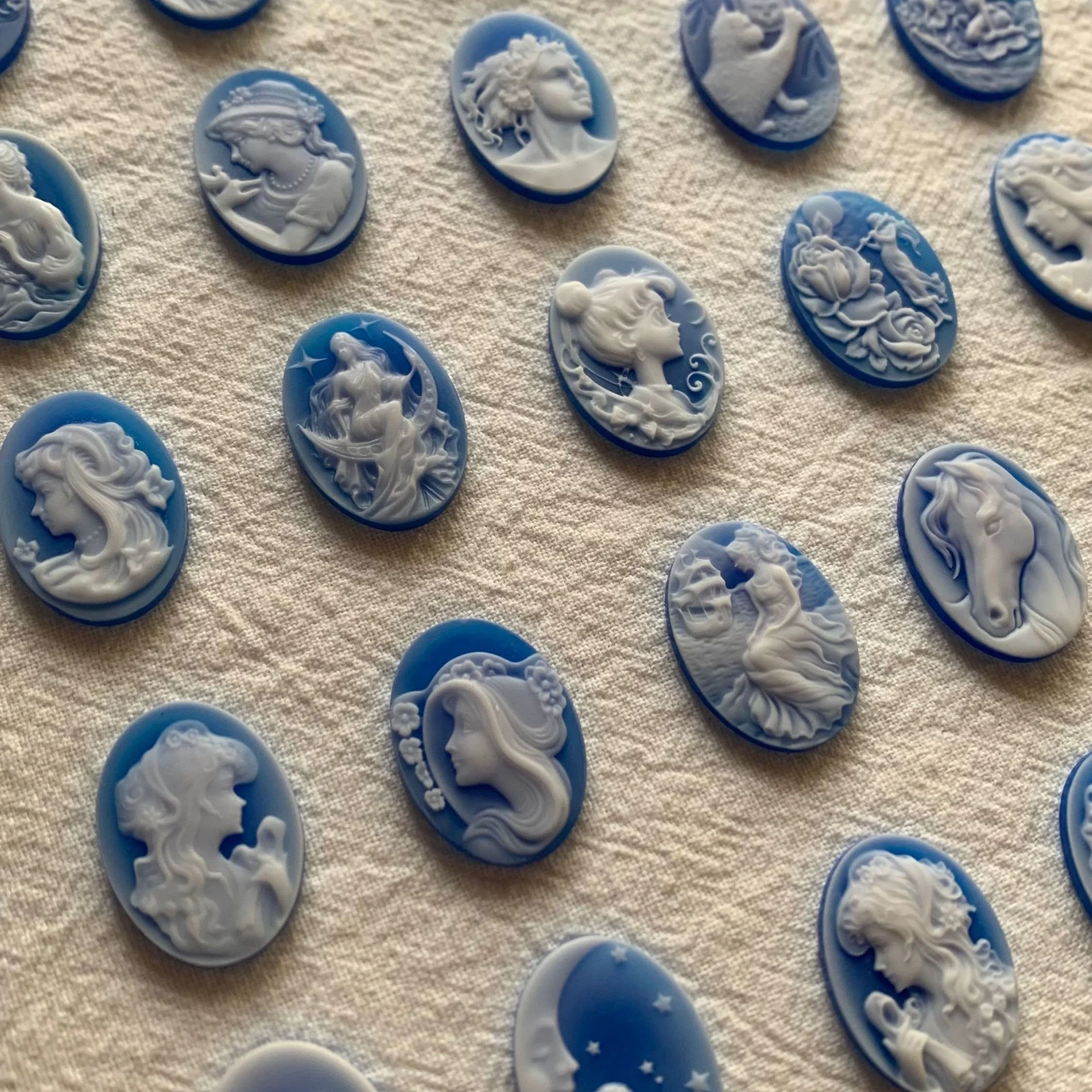 French Blue Agate Oval Cameo Cabochons Beauty Sea Goddess Lady Jewelry Findings