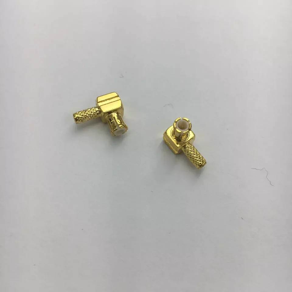 Yonghao RG174/316 Cable MCX Male Right Angle Connector