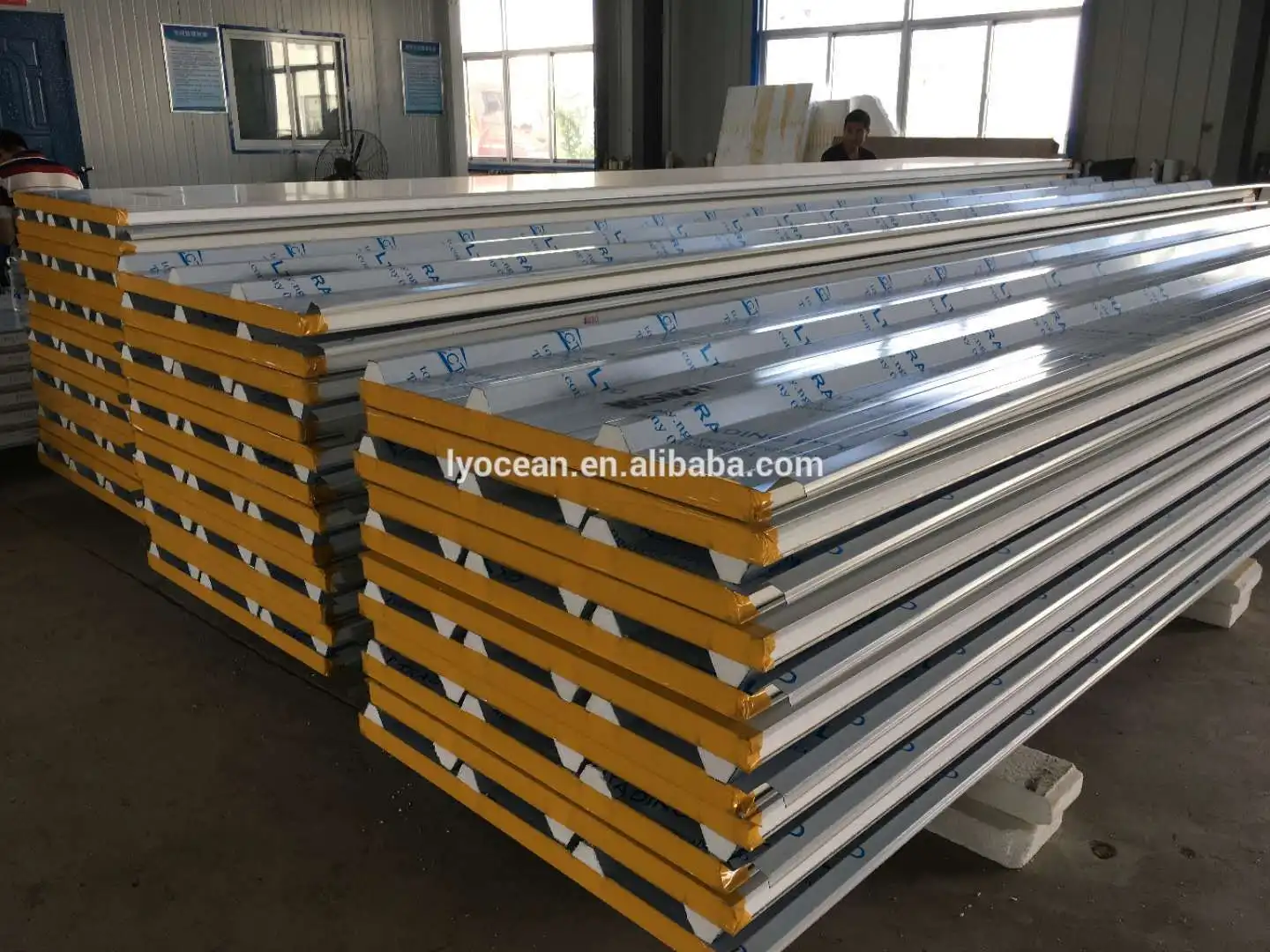 Temperature Resistant EPS sandwich Roofing panel/Insulated Panel Patio Roofing