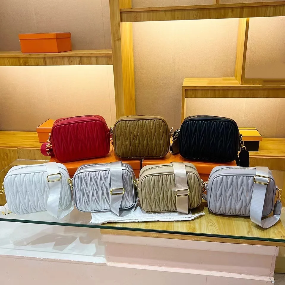 2024 new brand  Boston bowling bag  handbag fashion pleated square ladies crossbody bag Candy colors women`s shoulder bag luxury