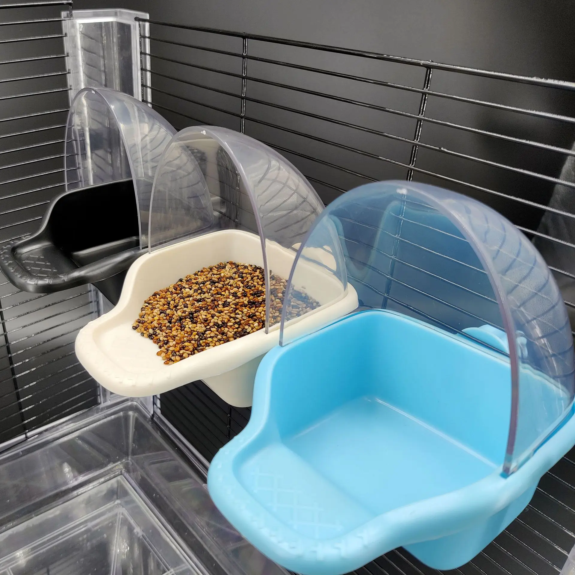 Automatic water dispenser for birds Feeding water feeder parrot food box food can transparent anti scattering feeder