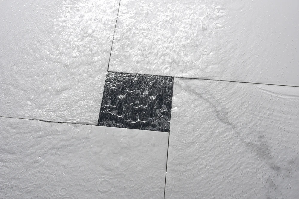 4-inch black all copper shower floor drainusing  for quick drainage with ceramic tiles inserted into square drainage pipes