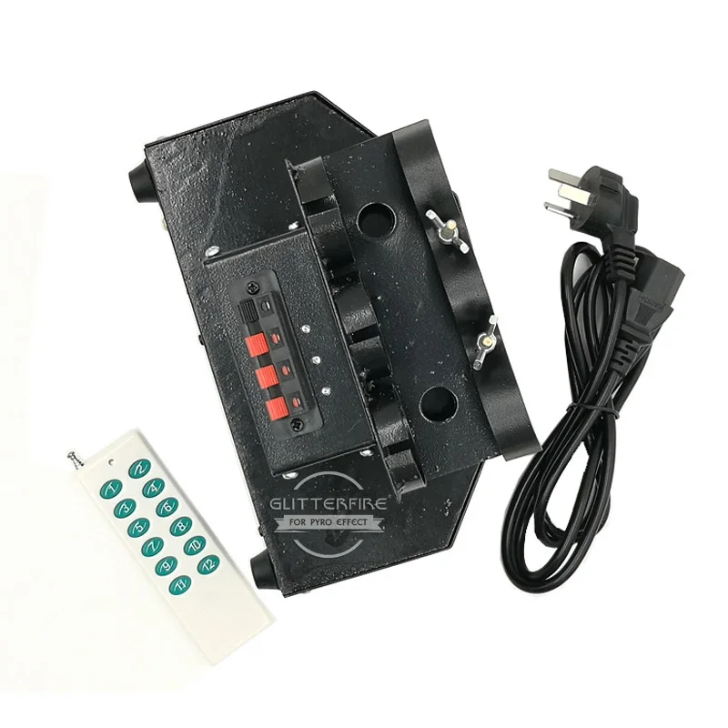 Wireless Remote Control Swing Moving Head Cold Fountain Fireworks Ignition System Cold Flame Fireworks Pyro Wedding Machine