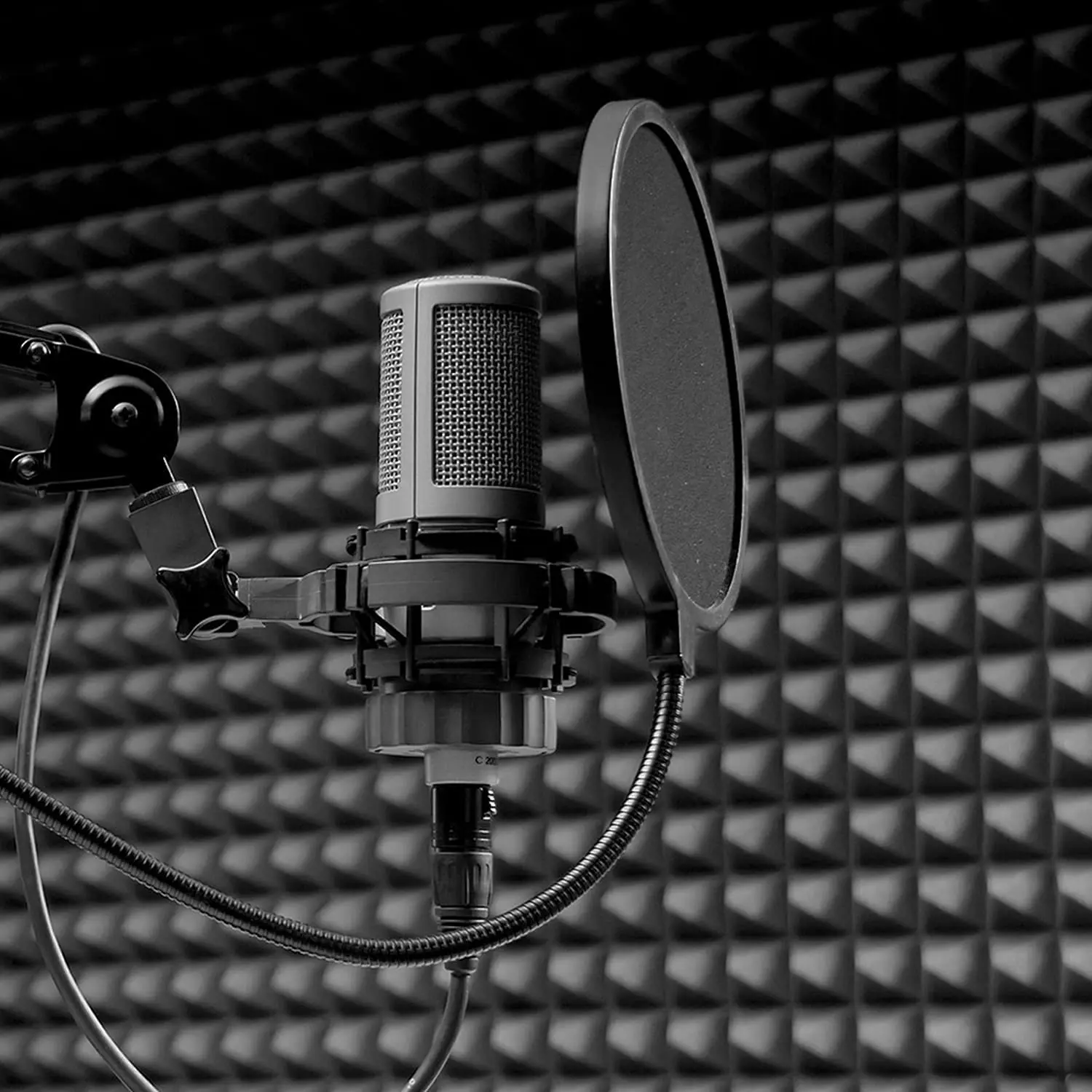 Anika  Bestselling Pyramid Acoustic Foam Sound-absorbing Foam with Environmentally Friendly acoustic foam panel manufacturer