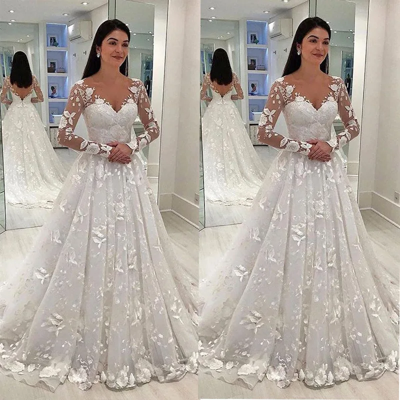 
Chic White Retro Lace Wedding Dresses V-neck Long Sleeve Backless Wedding Gown Draped Sweep Train Bridal Dress 