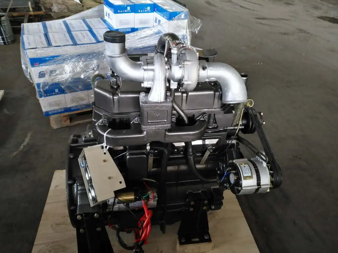 4 cylinder  series high speed 40 hp diesel engine 4 CYLINDER ENGINE HIGHER QUALITY FOR GENERATOR