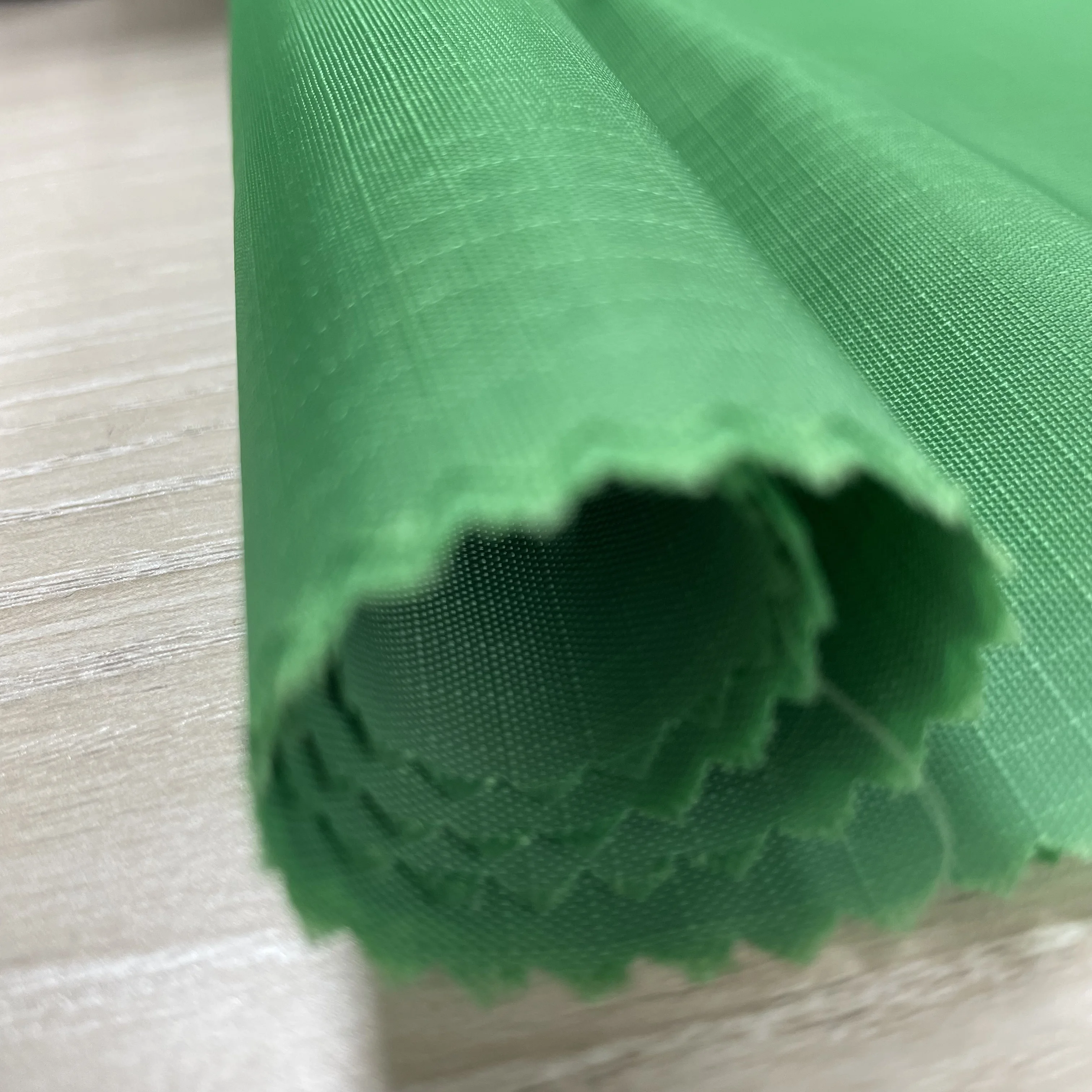 100% nylon 210D ribstop nylon oxford fabric with cire used for tents and suitcases