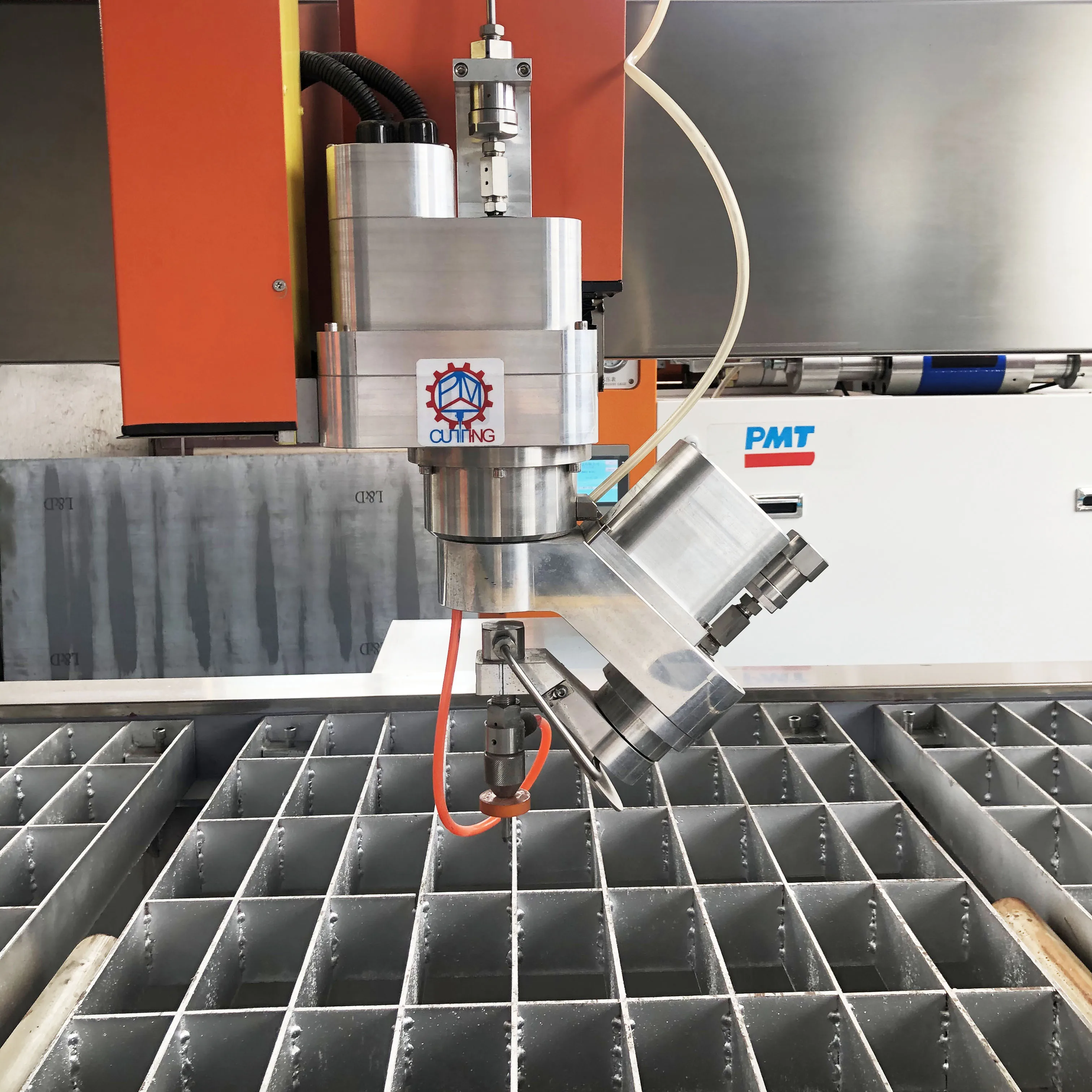 SLV50-AC5X 75K 550MPA 5Axis Waterjet  Machine For Marble Glass Metal 45 Degree WaterJet Cutter Machine Equipment 7500PSI