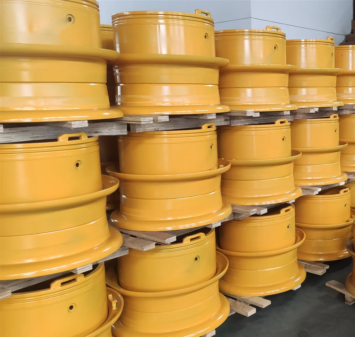 China Factory wholesale OTR Wheel Rim 5 pieces CAT 773, CAT 775 35x17.00/3.5 for dozer Tire size 24.00R35