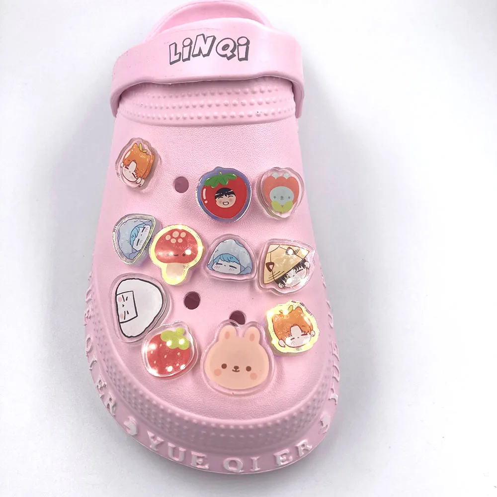 Custom wholesale rainbow hologram clog charm acrylic shoe pins