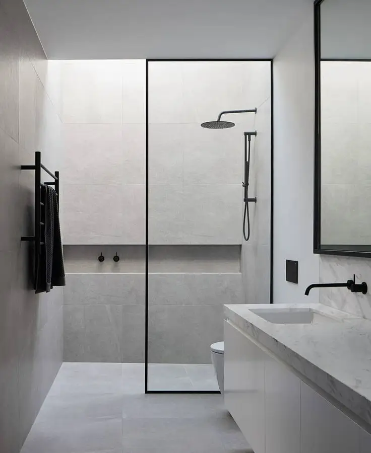 One Fixed Glass Door Tempered Glass Shower Screen Black Stainless Steel Frame Shower Screen