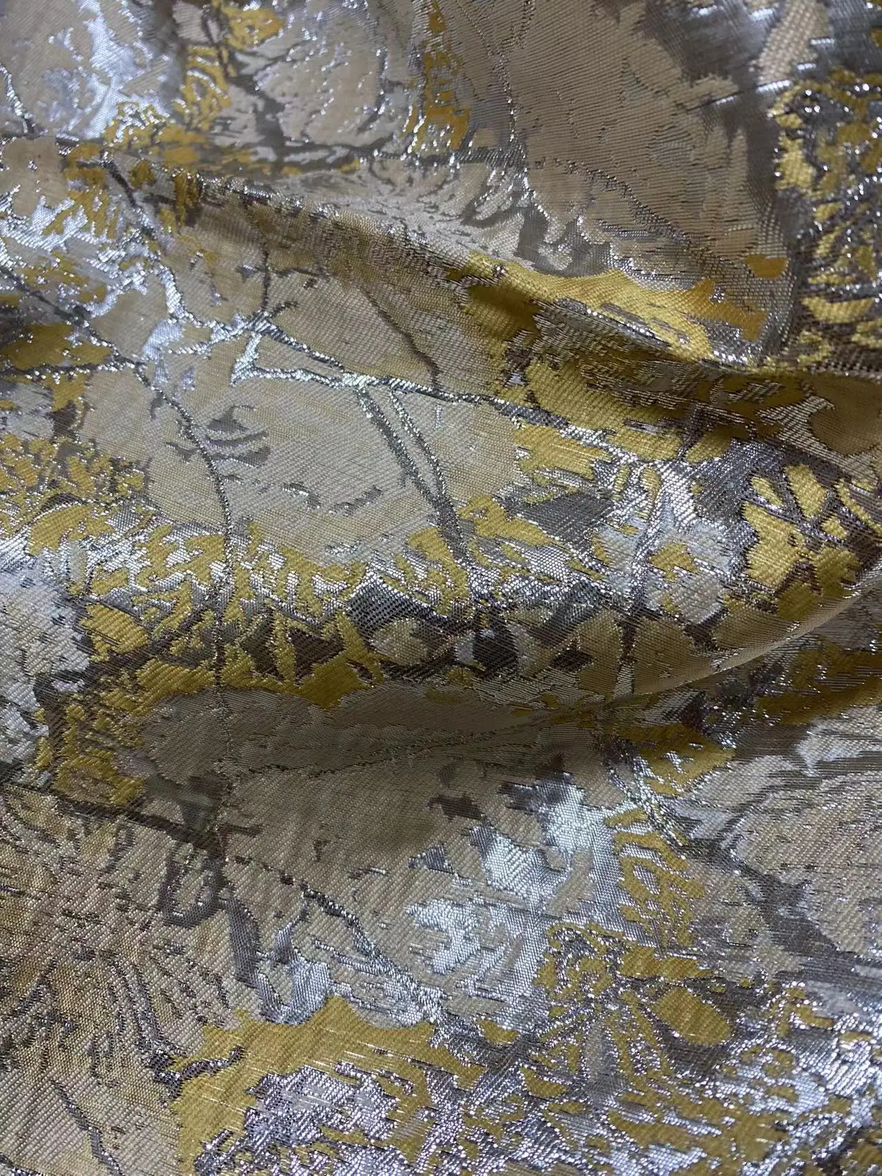 CLASSICAL  FASHION DESIGN METALLIC BROCADE JACQUARD FABRIC FOR LADY GARMENT FACTORY SALES