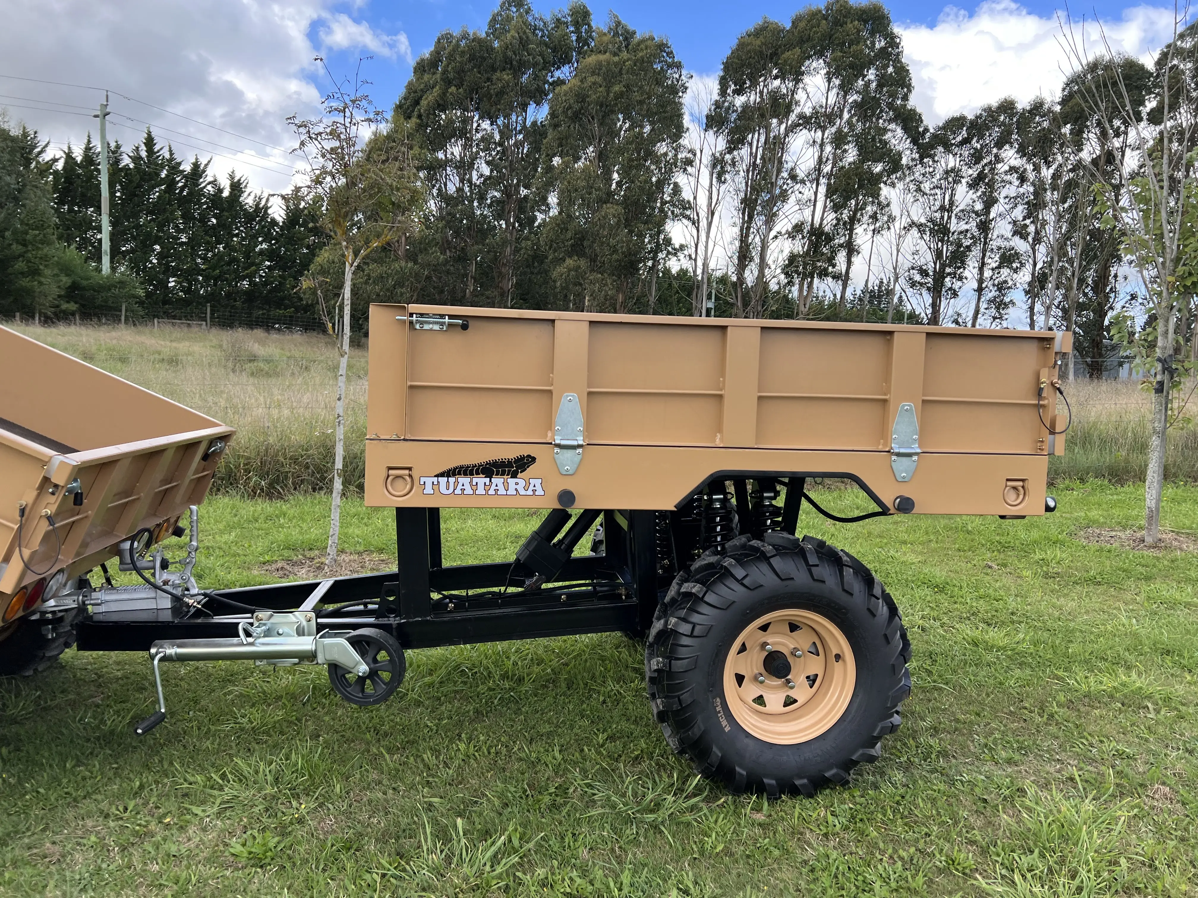 Высокое качество небольшая тележка четырехколесный Atv прицеп с подъемником двойная катушка подвеска инерционное